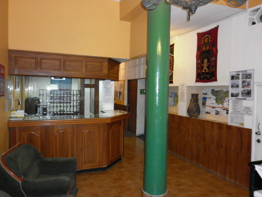 קיטו Grand Hotel מראה חיצוני תמונה